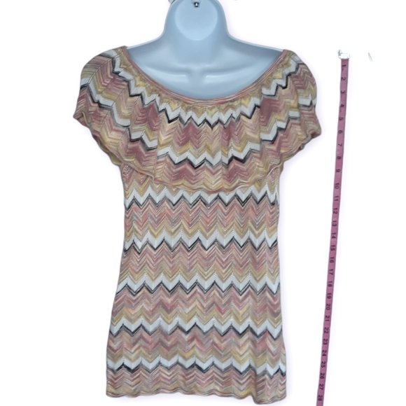 WHITE HOUSE BLACK MARKET WHBM • Medium off the shoulder top striped chevron - Picture 1 of 5